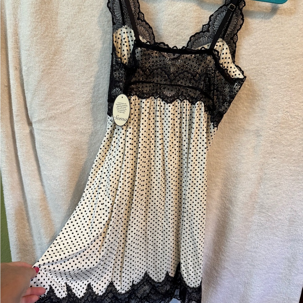 Soma Black and Pink Lace babydoll nightie with Vintage Charm - Picture 6 of 9